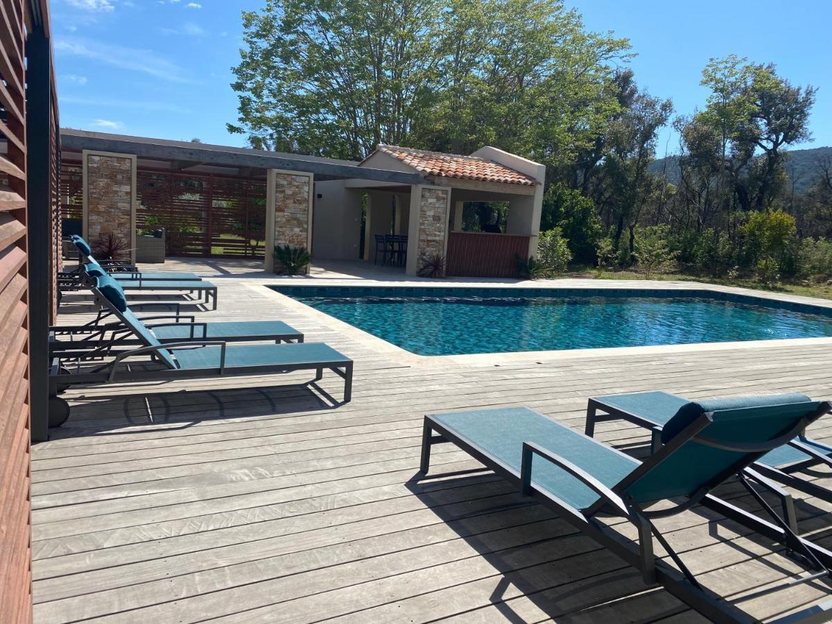 Magnifique Villa Avec Piscine Au Coeur Des Vignes Коголин Экстерьер фото
