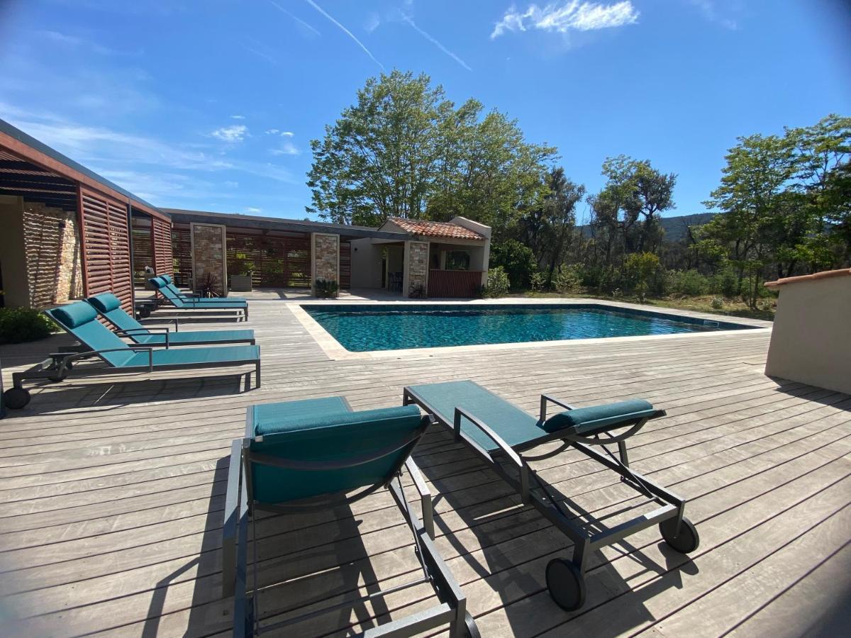 Magnifique Villa Avec Piscine Au Coeur Des Vignes Коголин Экстерьер фото